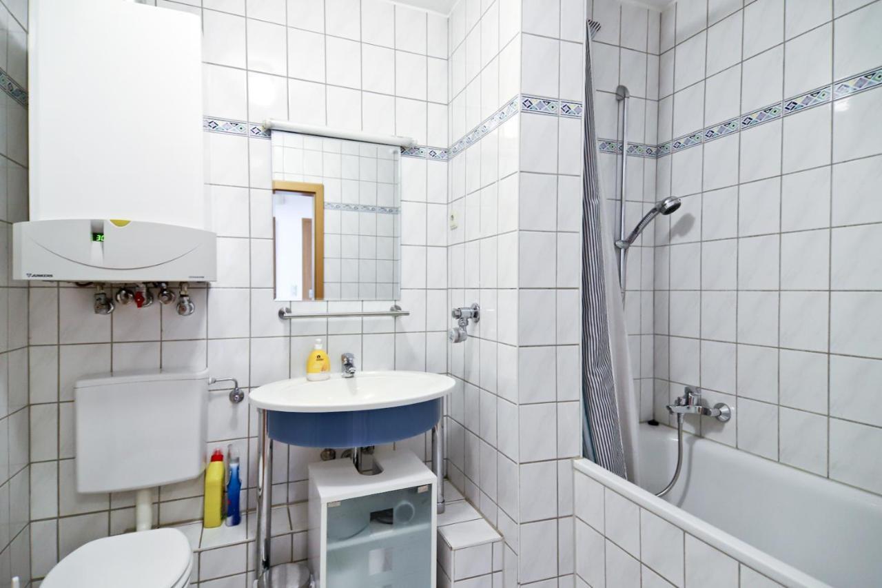 Top Ferienwohnung Veltins Arena Гельзенкирхен Экстерьер фото